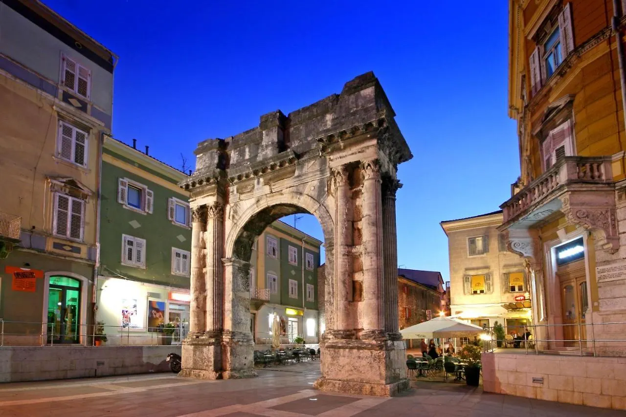 Apartman Mia Pula 0*,  Croatia