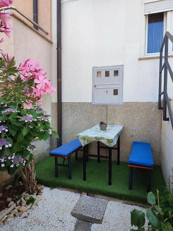 Apartman Mia Pula 0*,  Croatia